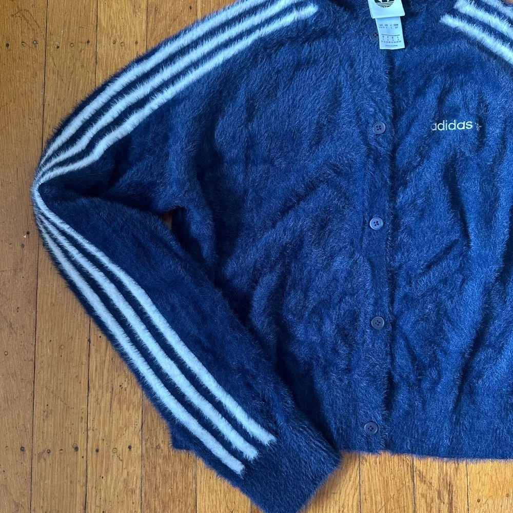 ADIDAS FLUFFY KNITTED CARDIGAN INDIGO BLUE SIZE SMALL NWOT - Picture 2 of 7